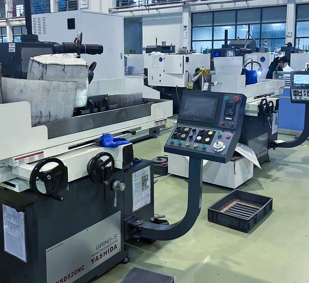 精密數控平面磨床 精密數控平面磨床